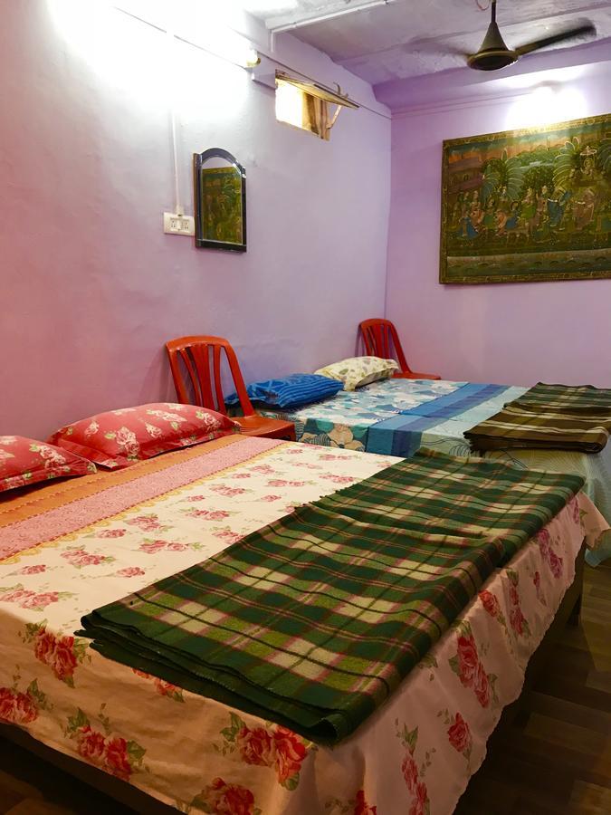 Golden Lodge Varanasi Bagian luar foto