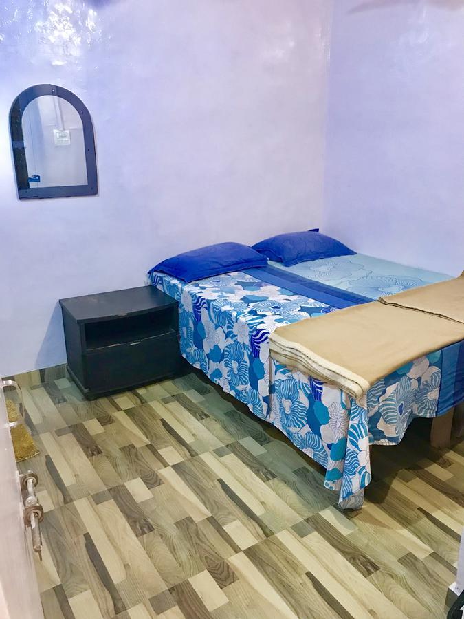 Golden Lodge Varanasi Bagian luar foto