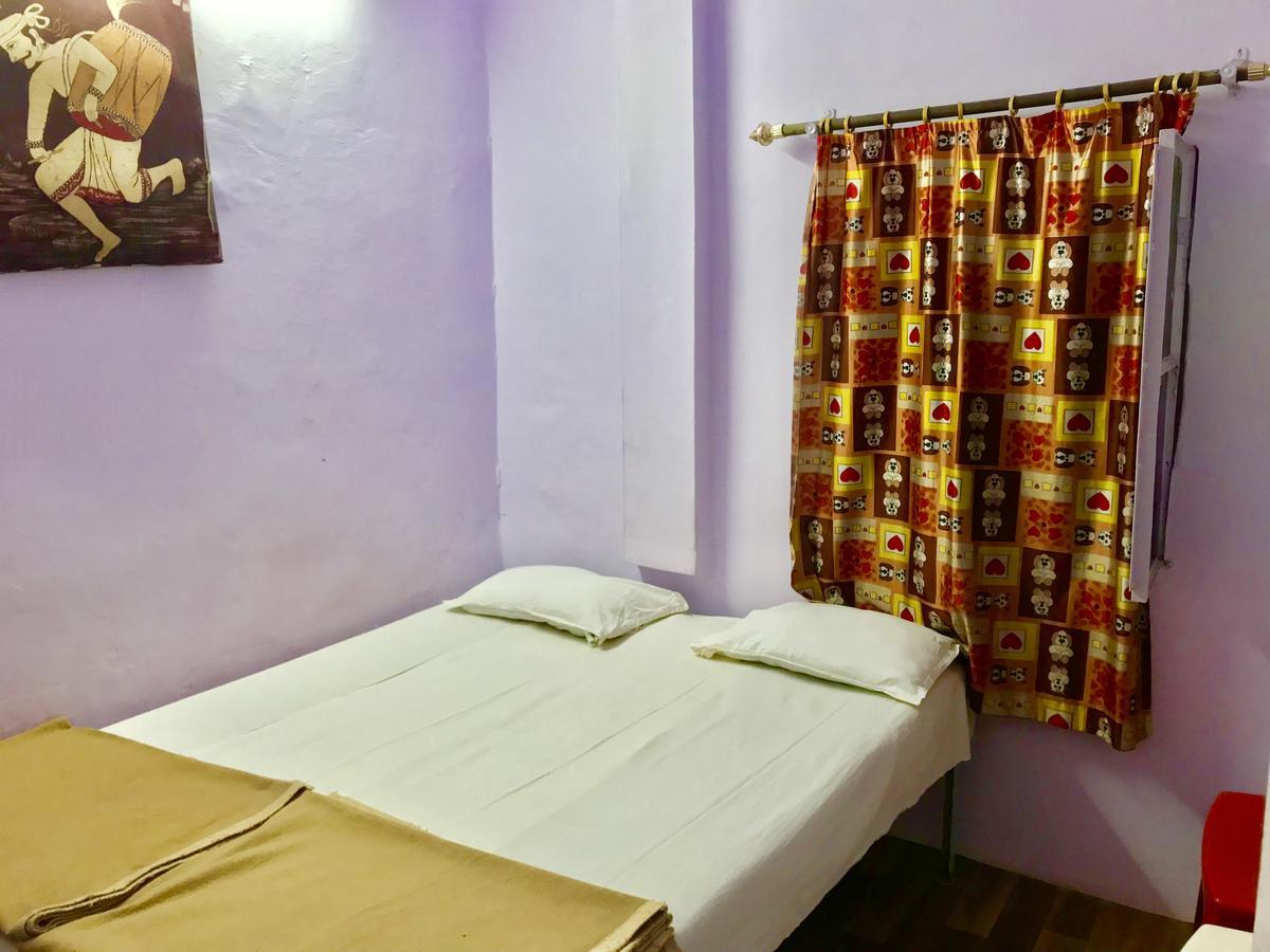 Golden Lodge Varanasi Bagian luar foto