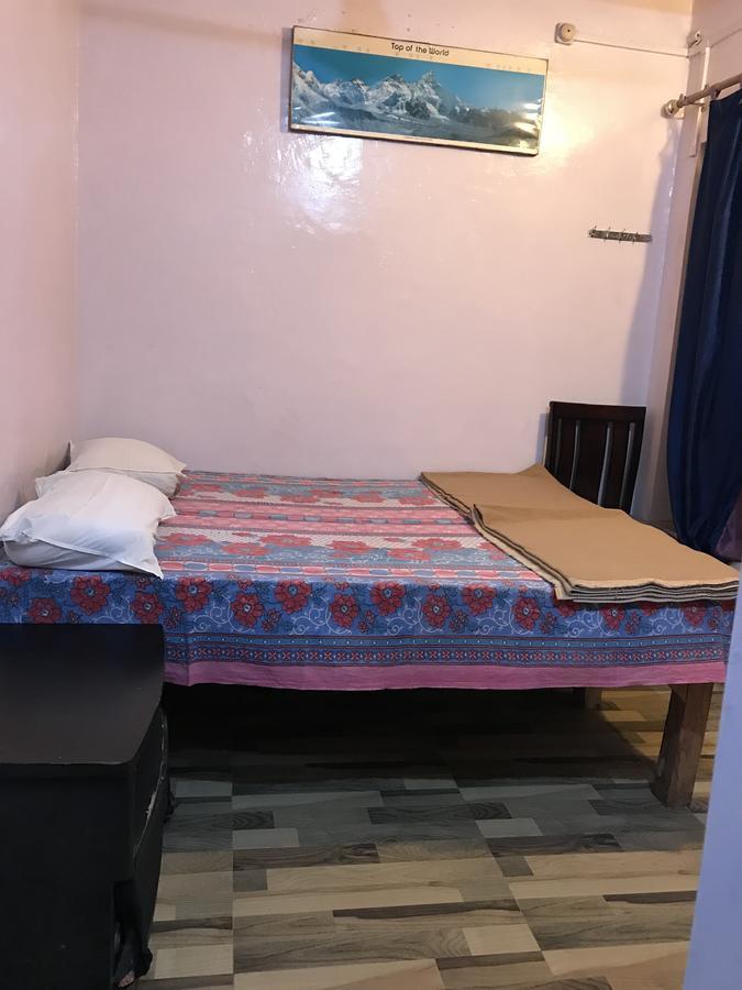 Golden Lodge Varanasi Bagian luar foto